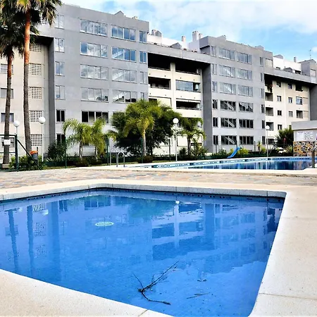 - Luxury 3 Bedrooms *